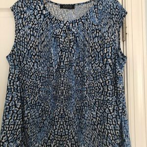 Kasper 2x blue and white sleeveless shell